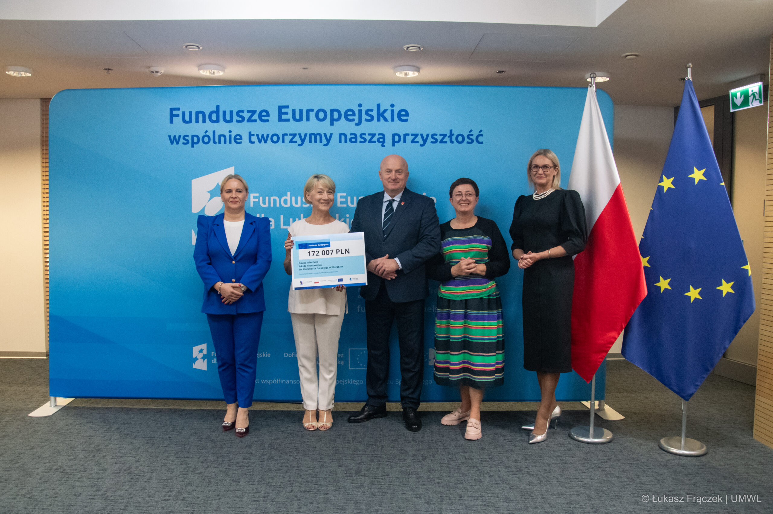podpisanie umów o dofinansowanie z Funduszy Europejskich inicjatyw edukacyjnych