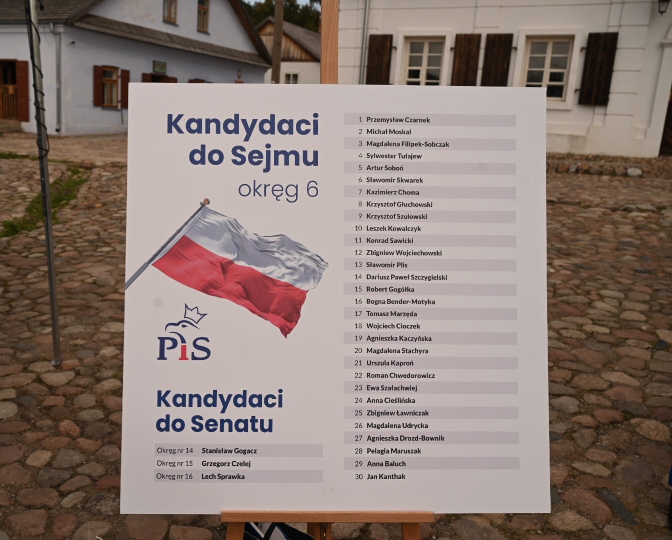 PiS ogłasza listy wyborcze do Sejmu i Senatu