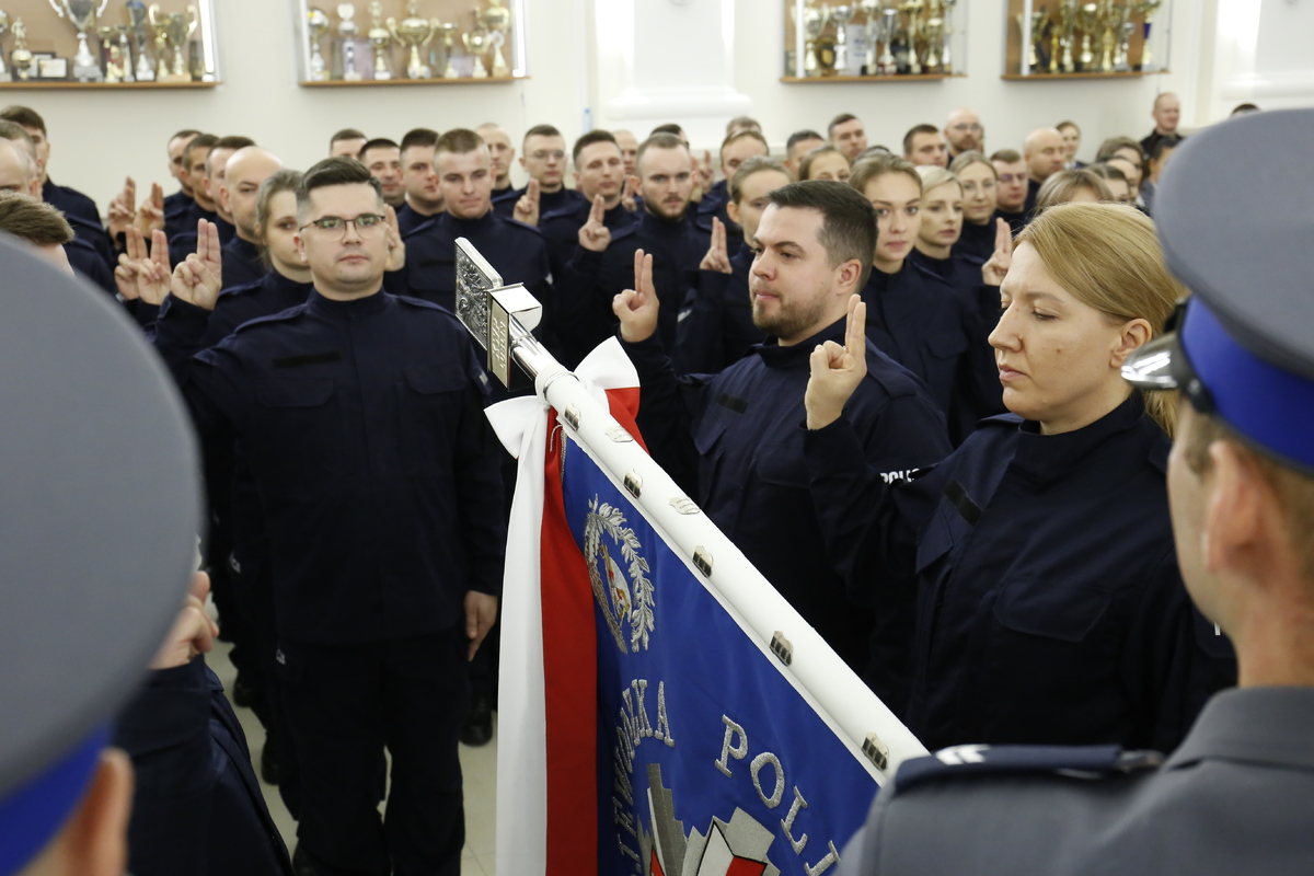 78 nowych funkcjonariuszy w szeregach lubelskiej Policji 