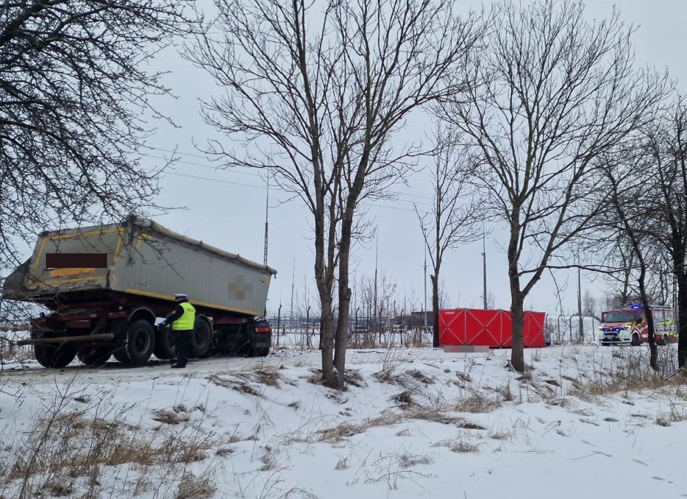 Małaszewicze Małe. Tragiczne zderzenie samochodu osobowego z ciężarówką