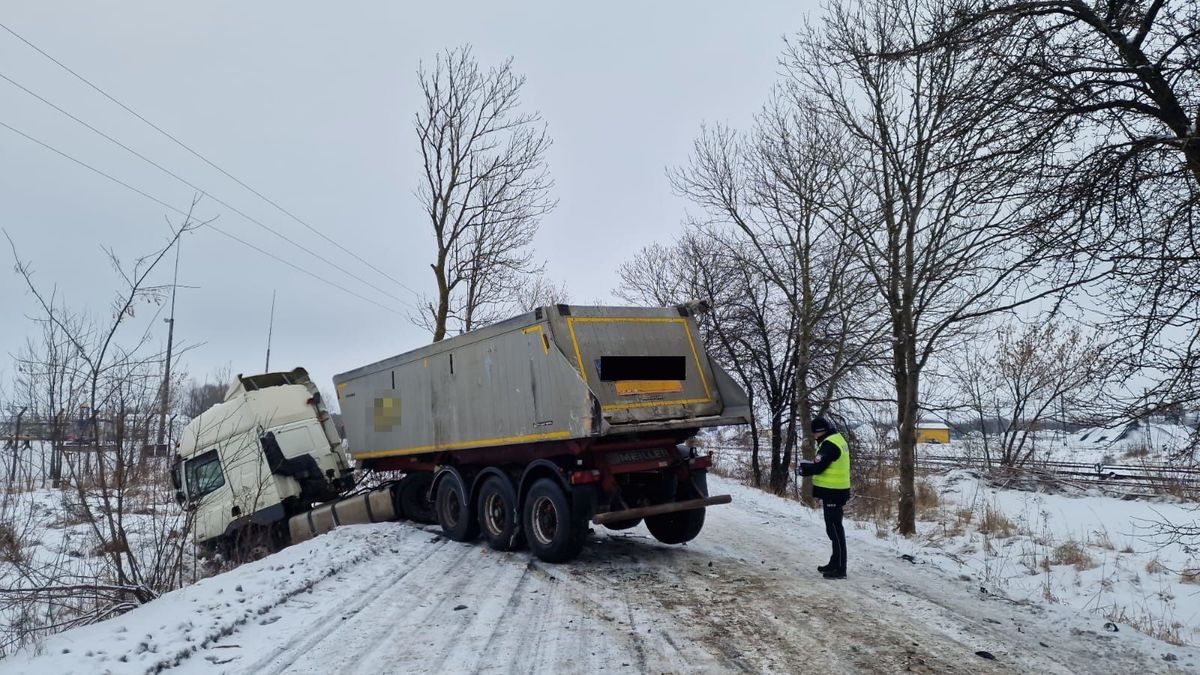 Małaszewicze Małe. Tragiczne zderzenie samochodu osobowego z ciężarówką