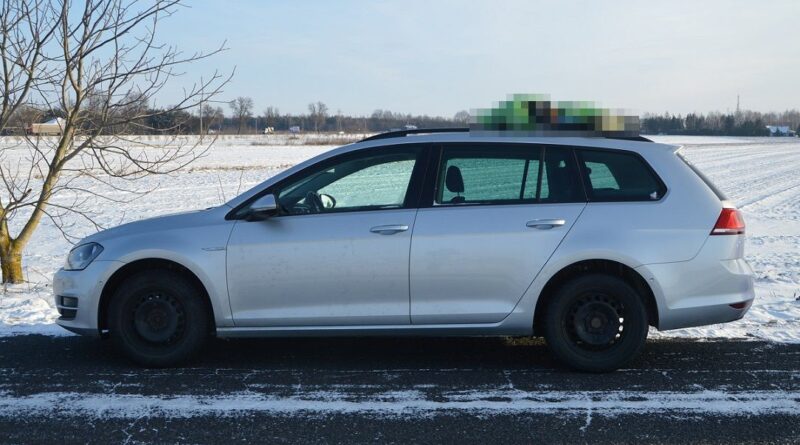 Z cudzego roweru przesiadł się do Volkswagena, którego właścicielem był... policjant