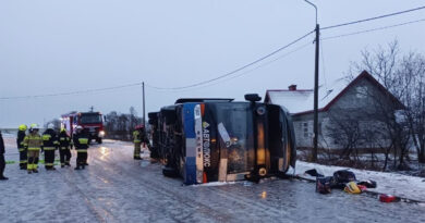 Wypadek autobusu w miejscowości Gołębie