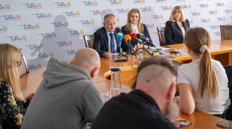 Duże zmiany w wynagrodzeniach dla nauczycieli w Lublinie. Miasto rusza z wypłatą podwyżek