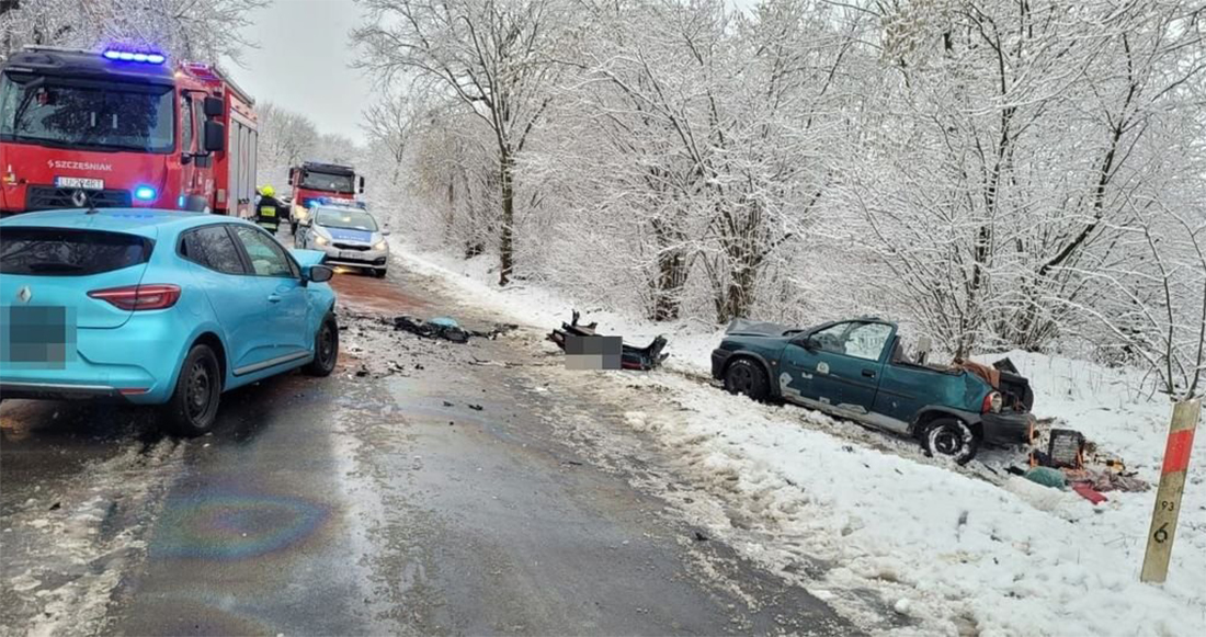 Tragiczny wypadek na DW-813 niedaleko Ziółkowa. Cztery osoby poszkodowane, jedna zmarła w szpitalu