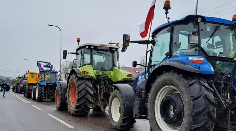 Ogólnopolski strajk rolników. W piątek, 23 lutego, protestujący zablokowali drogi w kilku powiatach woj. lubelskiego