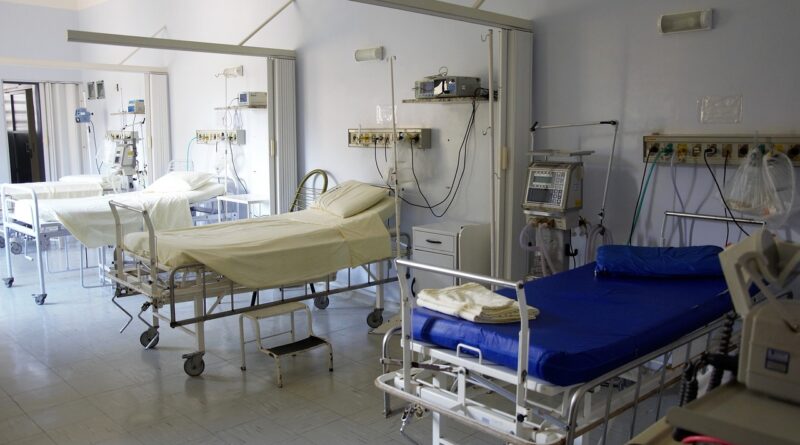 Bezpieczeństwo w polskich szpitalach pozostawia wiele do życzenia. Dotyczy to zarówno pacjentów, jak i personelu medycznego