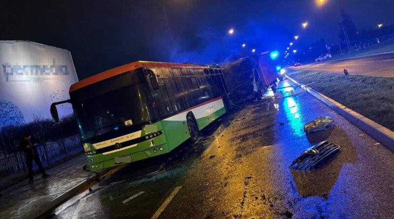 Groźny wypadek przy ul. Pancerniaków w Lublinie