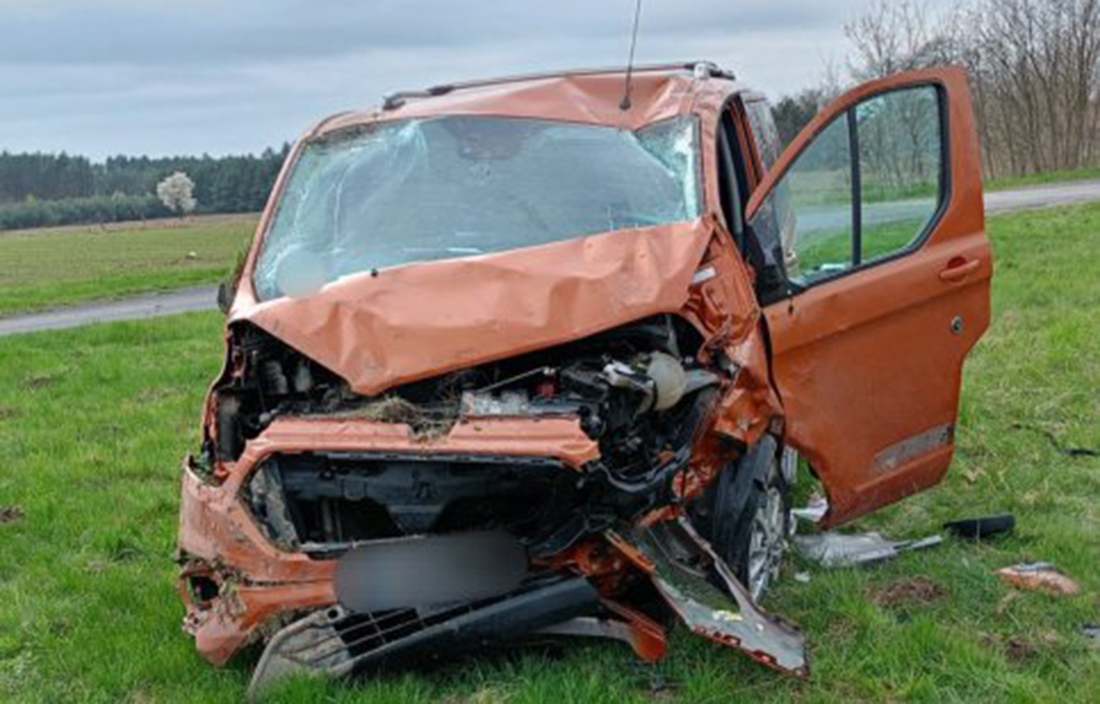 Wypadek na obwodnicy Lubartowa. Trzy osoby trafiły do szpitala