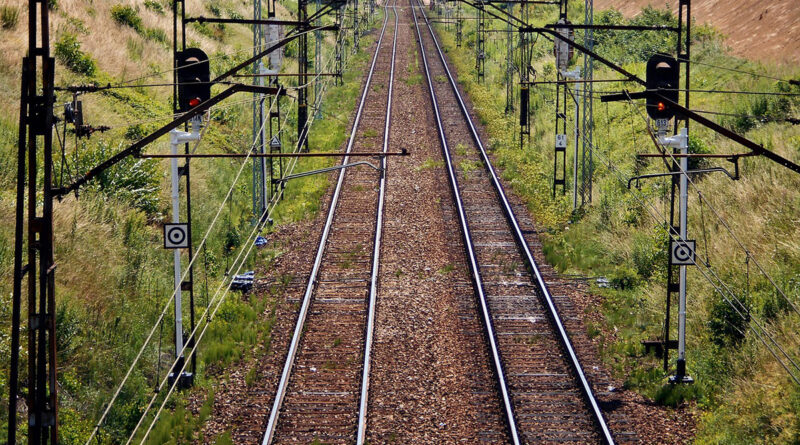 Polska kolej potrzebuje zarówno nowych inwestycji, jak i realizacji prac utrzymaniowych istniejących linii. Temu do tej pory poświęcano za mało uwagi