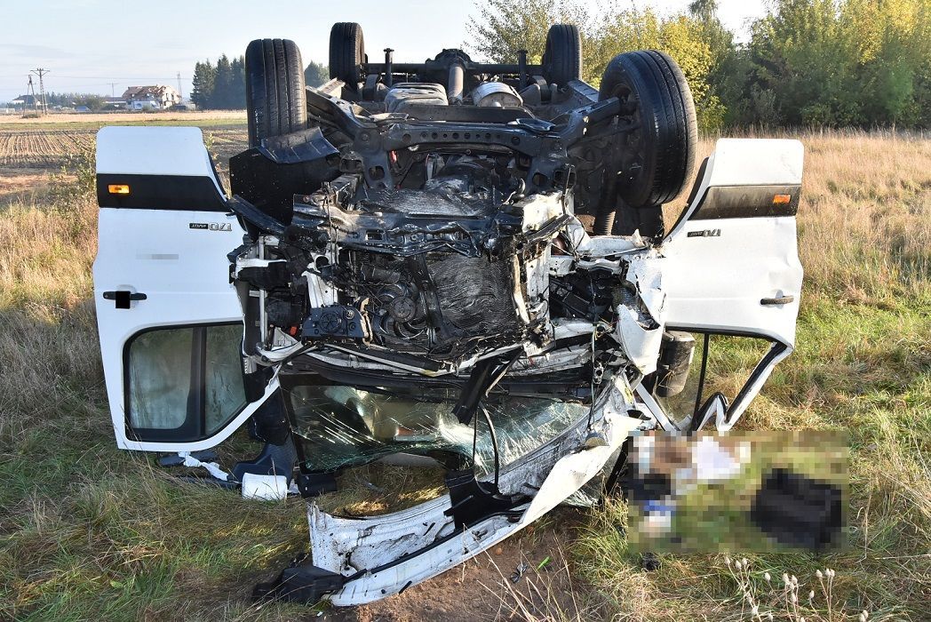 Zderzenie Skody z dostawczakiem w Międzyrzecu Podlaskim