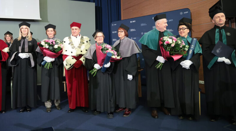 Anne Applebaum, Agnieszka Holland i Olga Tokarczuk z tytułami doktora honoris causa UMCS