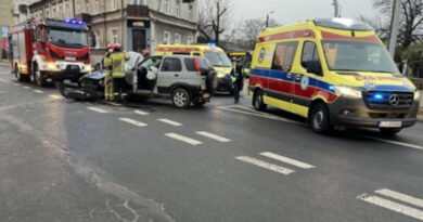 Zderzenie trzech samochodów na ul. Kunickiego w Lublinie