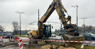 Trwa budowa brakującego odcinka drogi rowerowej na ul. Podzamcze