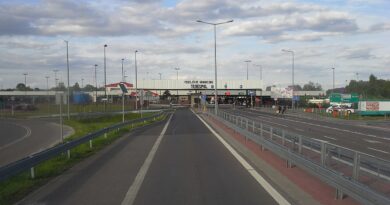 Gigantyczny przemyt i korupcja na przejściu granicznym w Terespolu. Zarzuty dla 33 osób