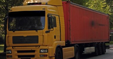 To koszt kilku tysięcy złotych, a może uratować życie. Student z Lublina ma pomysł dla ciężarówek w całej UE