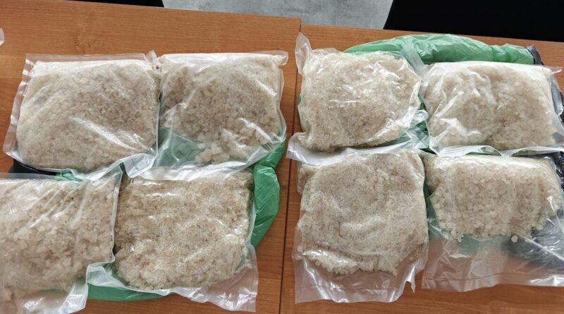 Narkotyki warte fortunę w mieszkaniu 23-latka. Lubelscy policjanci przejęli blisko 15 kg nielegalnych substancji