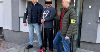 Makabryczne odkrycie w jednym z domów w powiecie krasnostawskim. 31-latek usłyszał zarzut zabójstwa