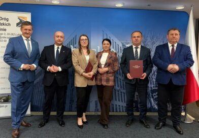 Ponad 8 kilometrów dróg do remontu. Podpisano umowy za blisko 9 mln zł