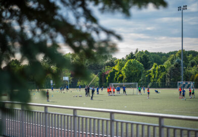 Boisko przy ul. Poturzyńskiej i kompleks sportowy przy ul. Radości idą do przebudowy