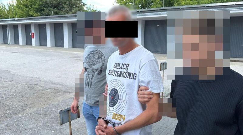 Zamaskowani bracia napadli z nożem na kasjerkę. Trafili do aresztu
