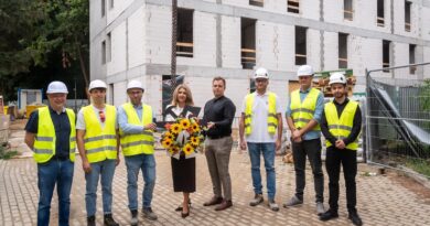 Nowy akademik KUL rośnie jak na drożdżach. Budynek ma już docelową bryłę