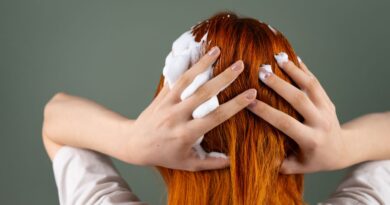 Po czym poznać włosy niskoporowate i jakie są ich największe problemy?
