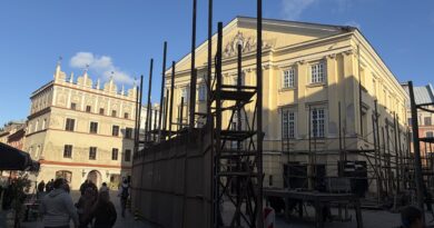 Netflix znów kręci w Lublinie. Stare Miasto zamieni się w XIX-wieczny plan filmowy