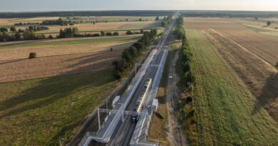 Blisko 400 mln zł na kolej w Lubelskiem. Nowe perony, wyświetlacze i bezpieczniejsze przejazdy